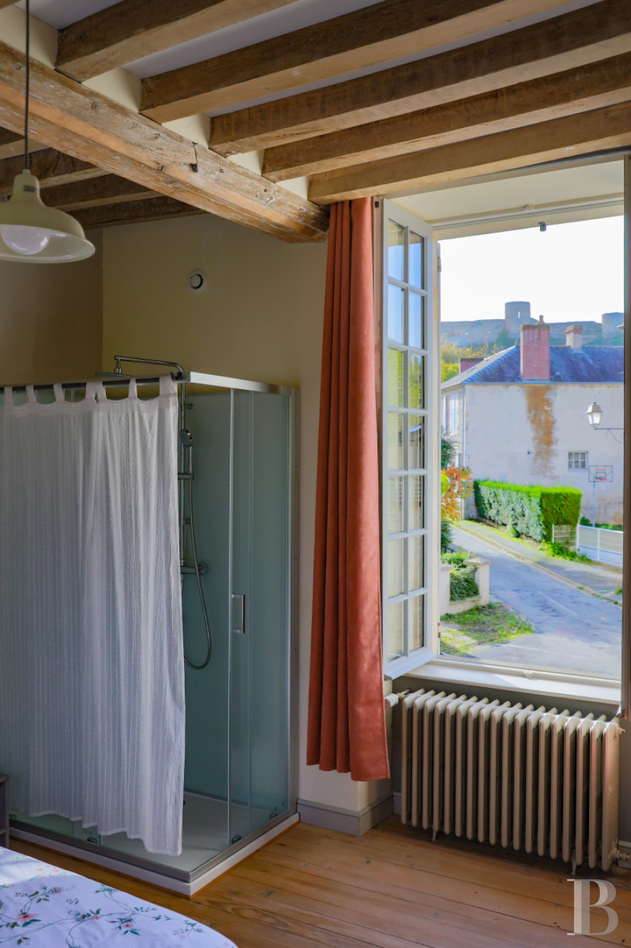 En Normandie, à Falaise, une maison des 17e et 18e siècles au cœur d’un quartier historique - photo  n°27